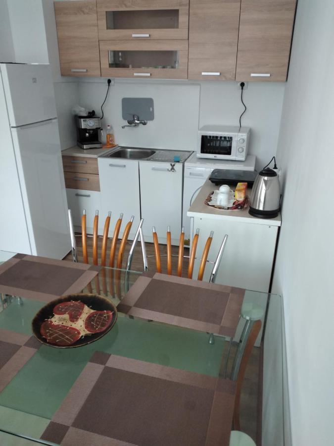 The Center Apartments Comfort Sandanski Exteriér fotografie