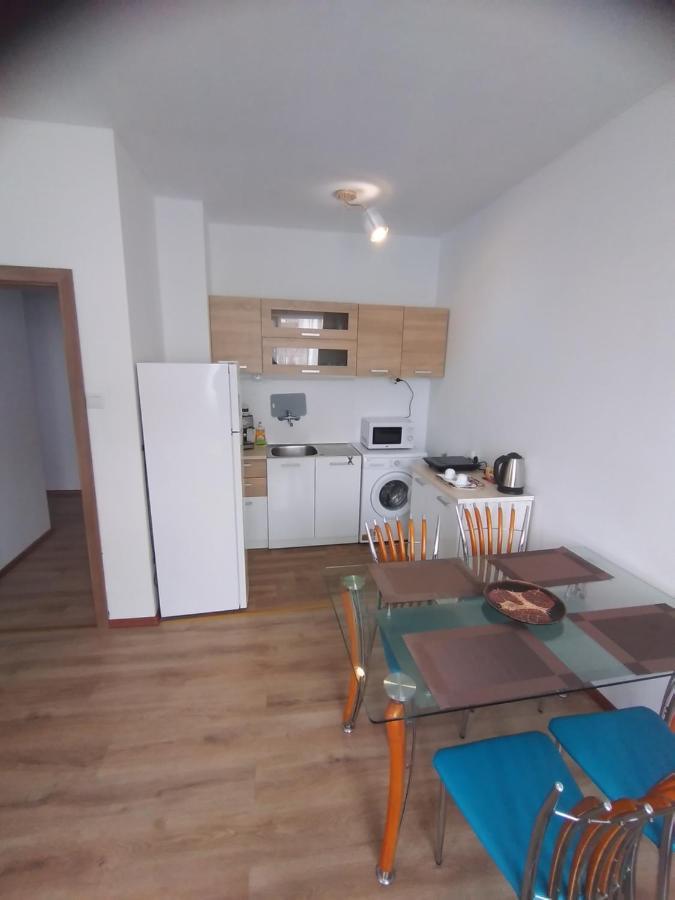 The Center Apartments Comfort Sandanski Exteriér fotografie